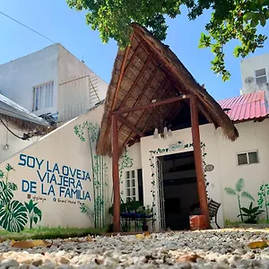 Grand Playa Hostel