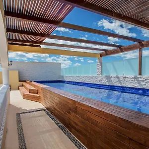 We Playa Hostel